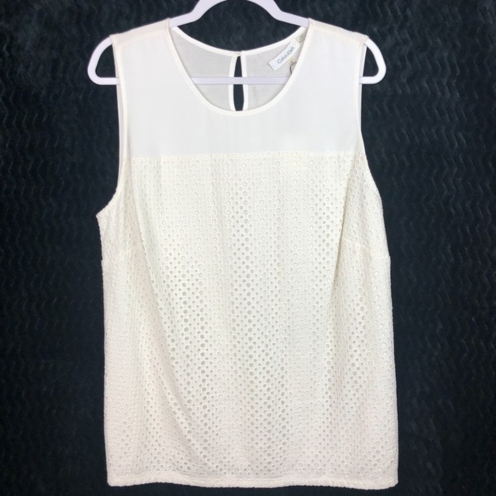 CALVIN KLEIN Size OX White Pull Over Blouse. NWT.